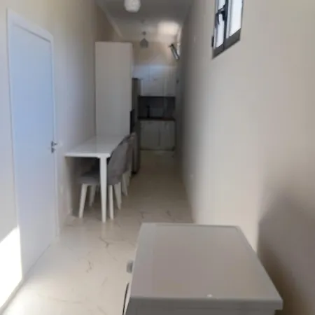Dioni Dream Free Parking Vlorë